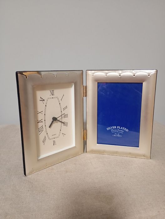 Фото рамка с часами. 10*15см