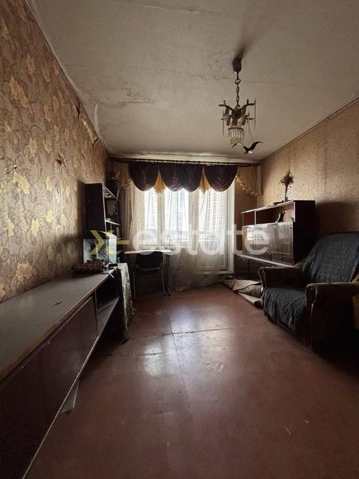 Продаж 2к квартири на Салтівці. Під ремонт!