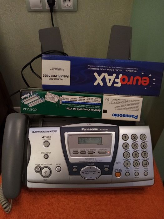 Факс с функцией автоответчика.