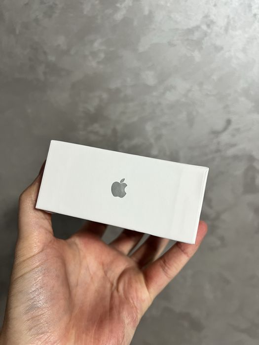 Apple AirPods Pro (2nd generation) з MagSafe кейсом — нові