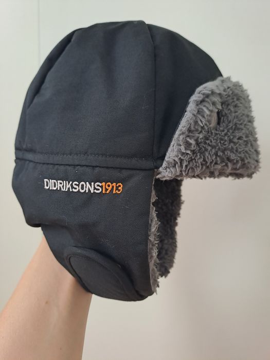 Zimowa czapka pilotka