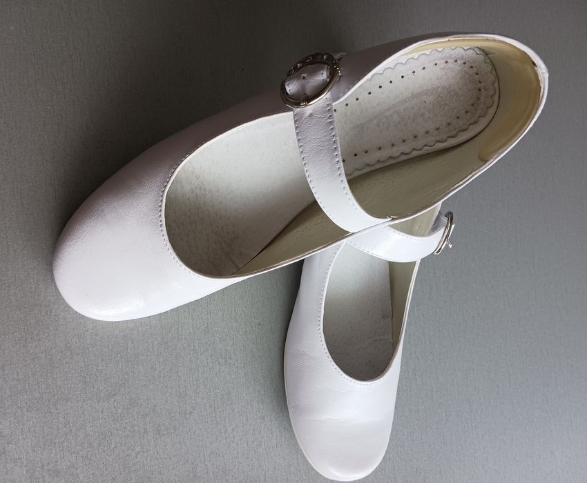 Buty komunijne dziewczęce skórzane- 36