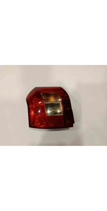 Farolim esquerdo TOYOTA Corolla Hatchback (_E12_)