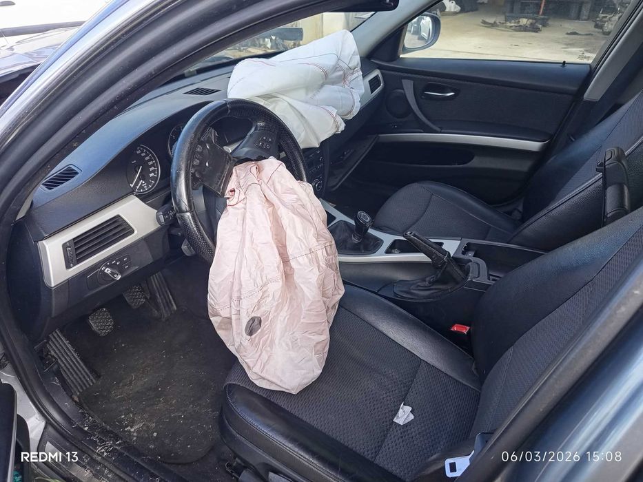 Para peças BMW 3 Touring 2.0 318D ano 2010