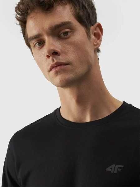 Longsleeve męski 4F M375 gładka bluzka z bawełny czarna