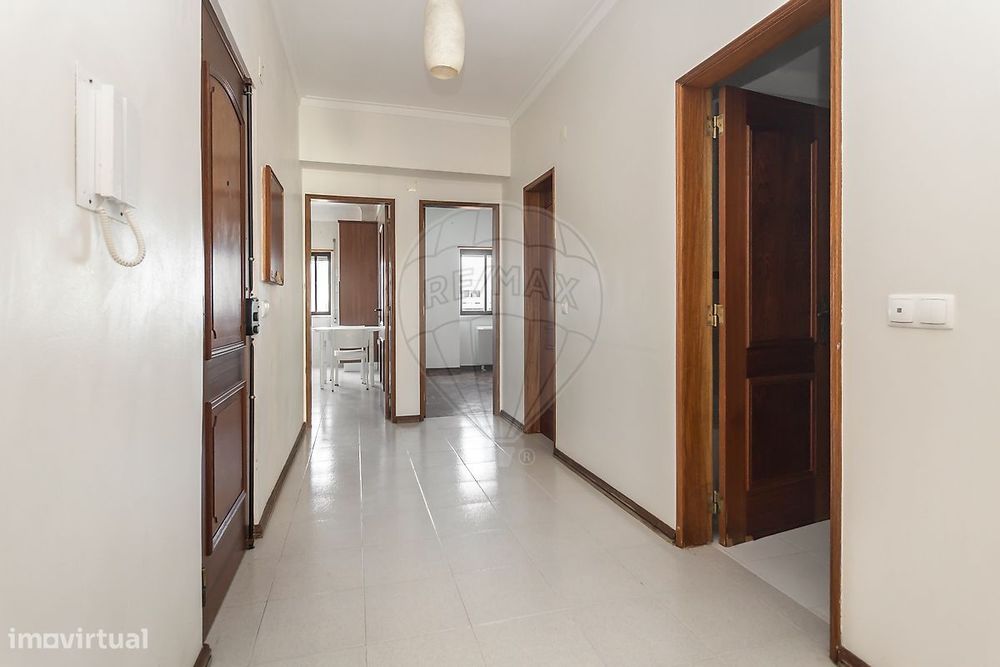 Apartamento T2 para arrendamento