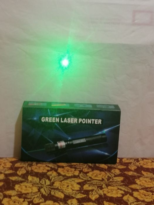 Laser wskaźnik laserowy zielony.