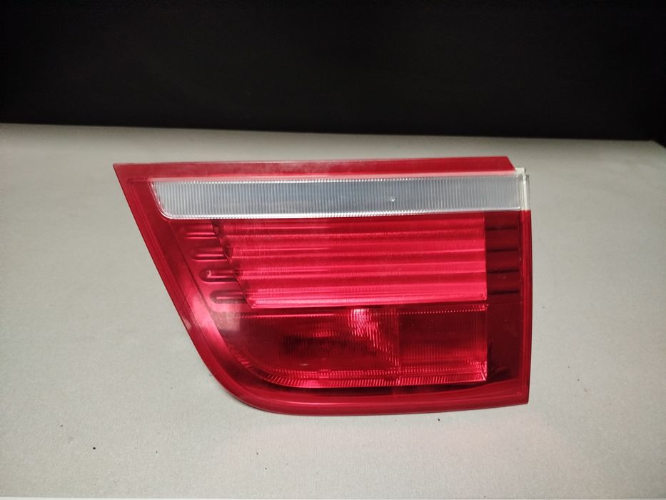 Фонарь задній правий в кришку багажника фара задня фонар бмв x5 e70
