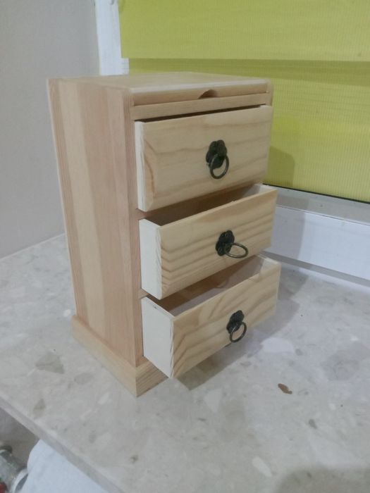 Szkatułka na biżuterię