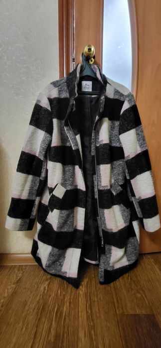 Пальто шерстяное