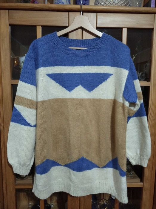 Ciepły sweter z wzorem