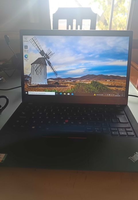 Lenovo ThinkPad T14 Gen 2 — i5 / 16GB RAM / 256GB SSD