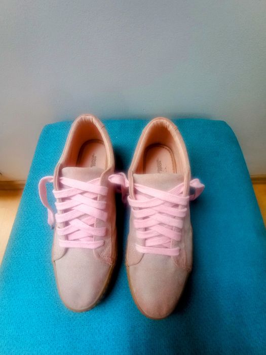 Creepers trampki na kauczuku różowy zamsz 38 House