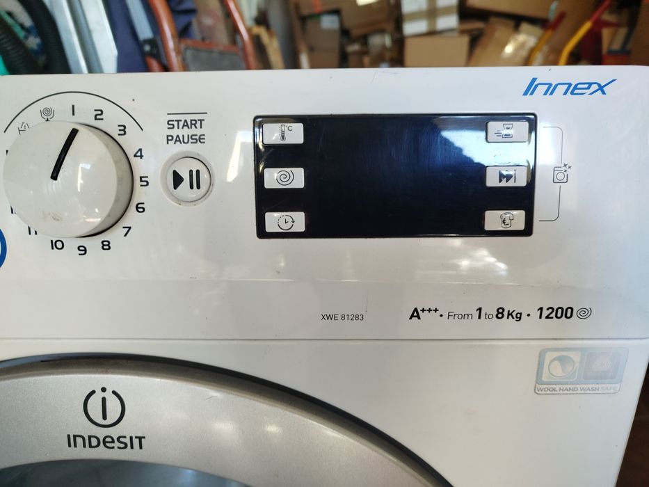 Máquina de lavar roupa Indesit 8kg
