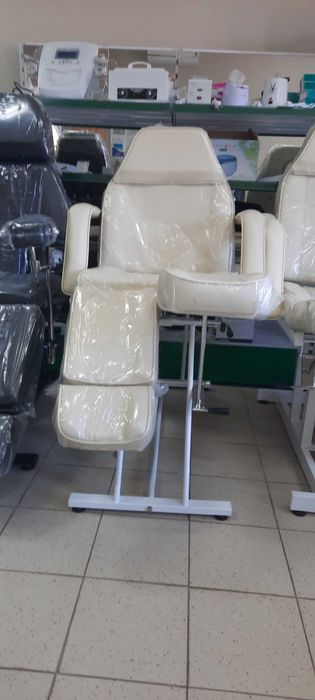 Крісло-Кушетка педикюрна CH-240   нова гарантія