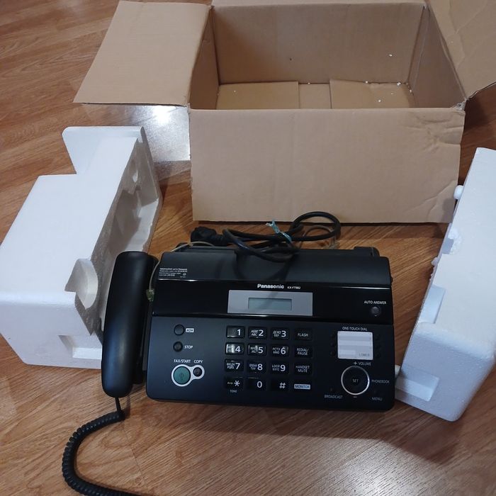 Персональний факсимільний апарат Panasonic KX - FT 982 UA/ b(чорний)