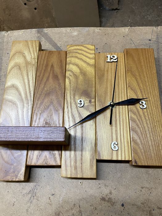 Настінний дерев’яний годинник 370мм | Дуб | Безшумний | Гравіювання