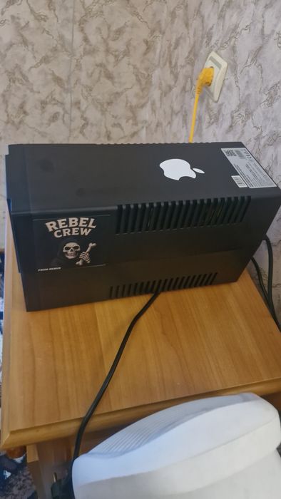 Безперебійник GU-2000PLCD.