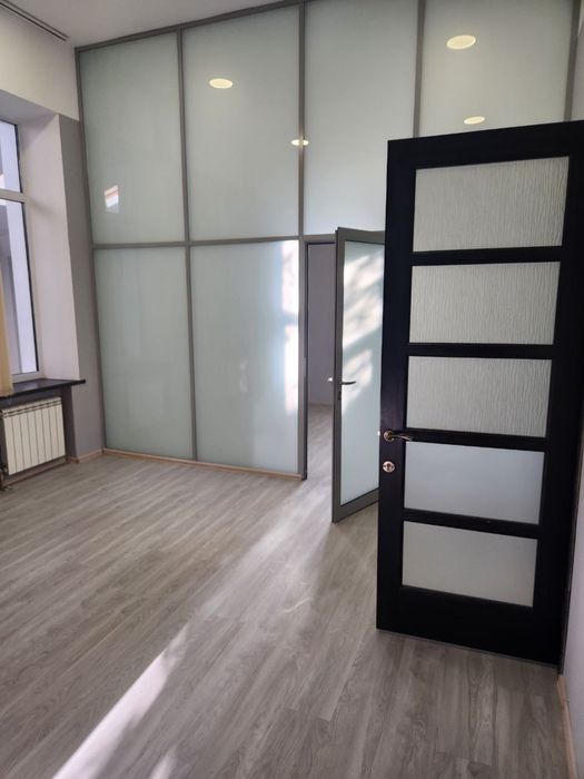 Отдельно стоящее офисное здание. Собственник