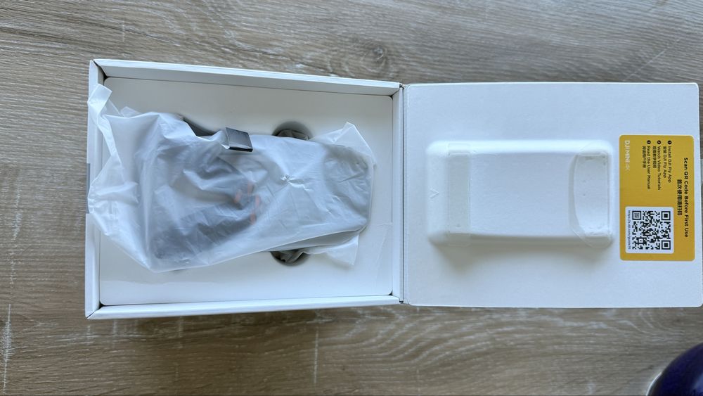 DJI Mini 4K + Cartão MicroSD 64GB