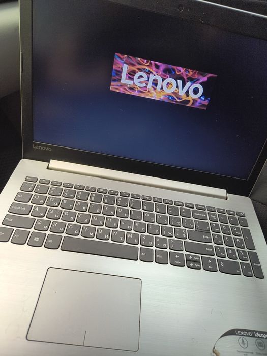 Lenovo IdeaPad 320-15AST
