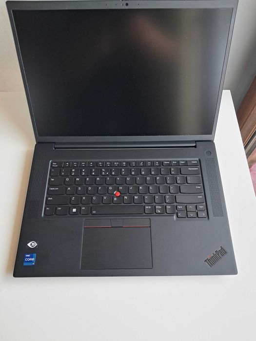 Laptop Lenovo ThinkPad P1 Gen 5 16" Intel Core i7 32 GB / 1000 GB LTE