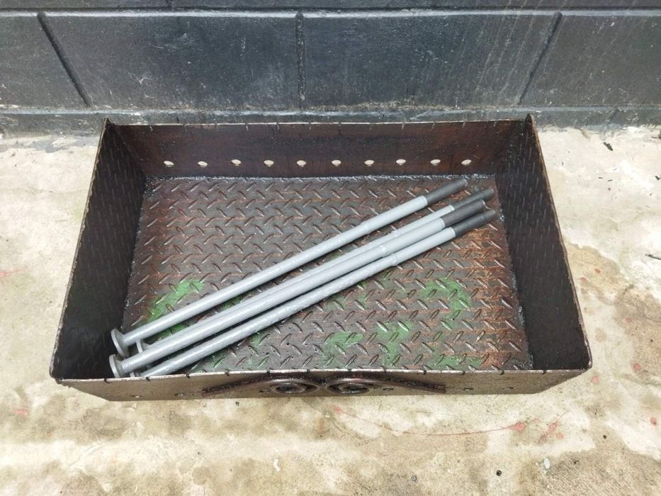 Мангал со съёмными ножками