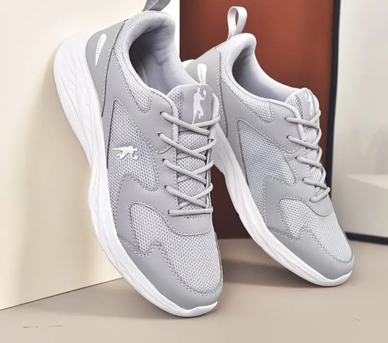 Чоловічі кросівки