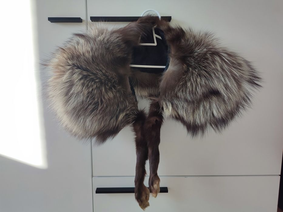 Popielaty kołnierz z lisa z lat 50