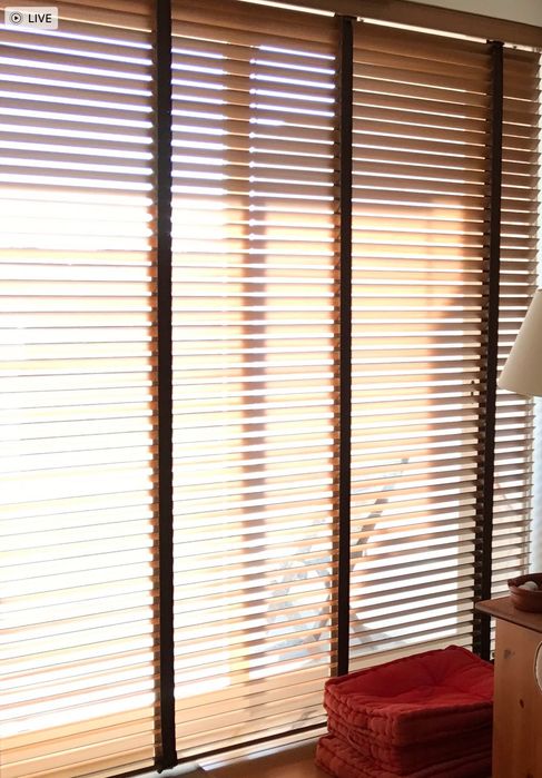 Estore Madeira Elétrico Laminado (c/comando e motor SOMFY)