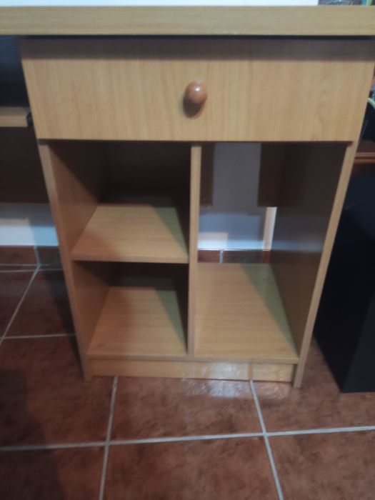 Secretária quarto / escritório