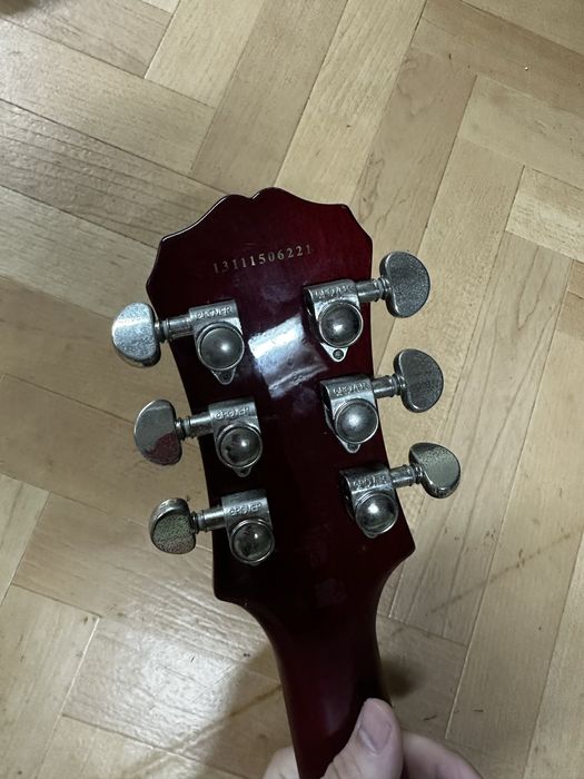 Guitarra Epiphone Les Paul Plustop PRO