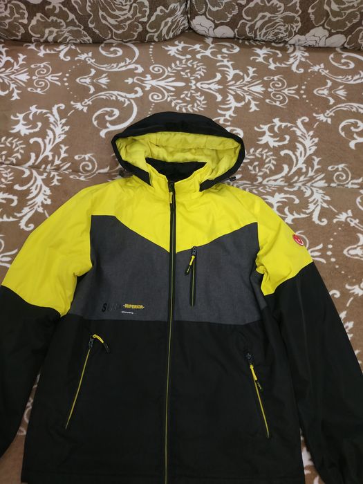 Курточка осіння хлоп'яча