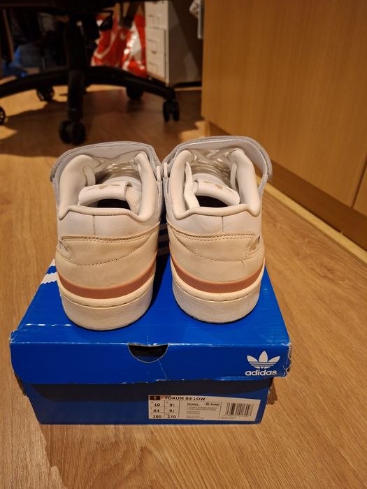Tênis Adidas Fórum Low