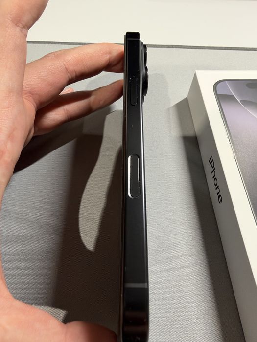 iPhone 16 Pro 256 GB Black Titan