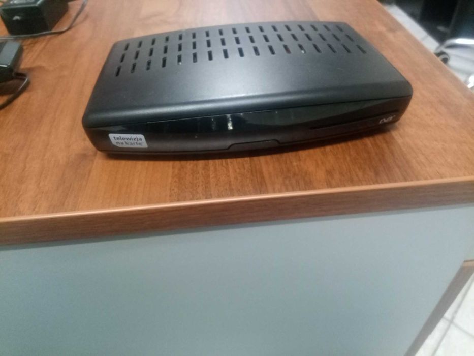 Tuner Telewizja na kartę z pilotem