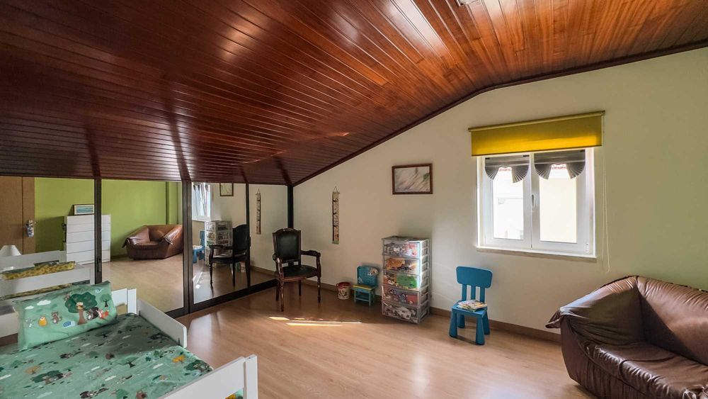 Moradia T6 Isolada Renovada, Boa Água - Qta Conde || 207m² área útil - Lote 528m²