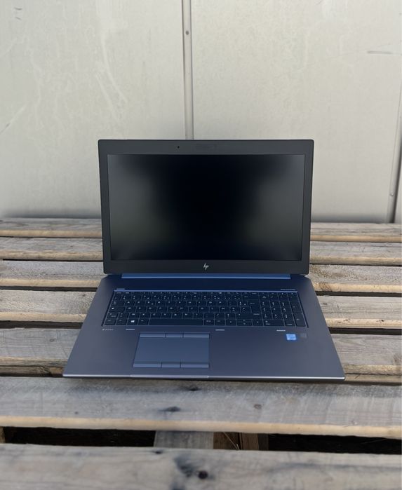 Quadro T1000 4GB/Ноутбук HP ZBook 17 G6/i5-9400H/16GB/512M2/17.2"FHD