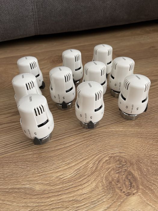 9 Comandos termostáticos Caleffi valvulas para radiador (como novos)64551980395522121