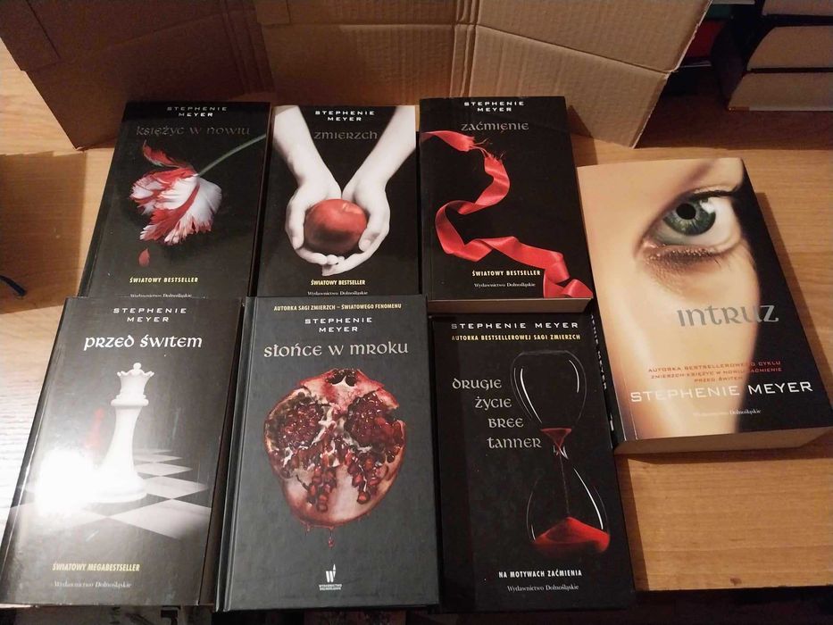 Saga Zmierzch 6 tomów + gratis Intruz - Stephenie Mayer nowe
