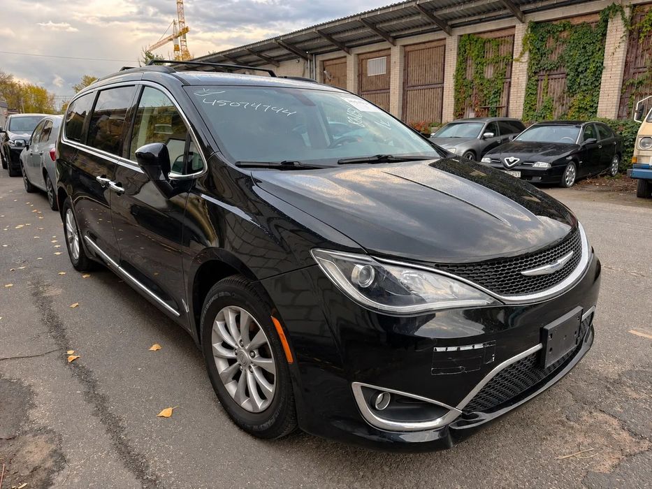 Chrysler Pacifica
