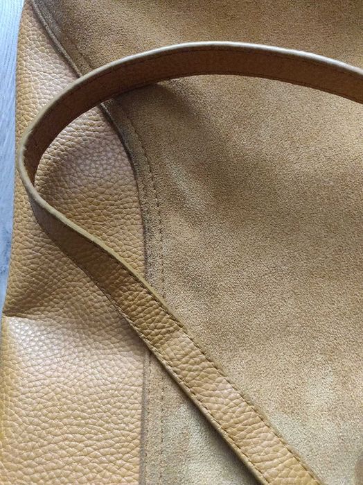 Кожаная сумка с вставками замши горчичного цвета 30х28х9 см.