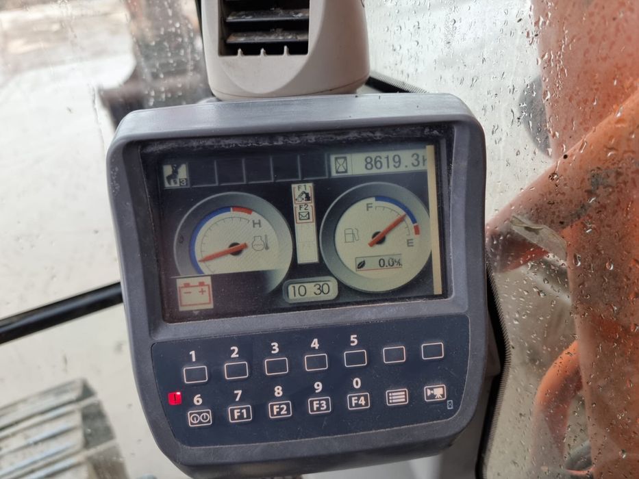 Экскаватор Hitachi ZX 280 LC 3 , 2010 г .