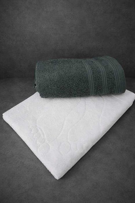 komplet 2 ręczników dobrej jakości  100x50 550g/ 70x50 650g