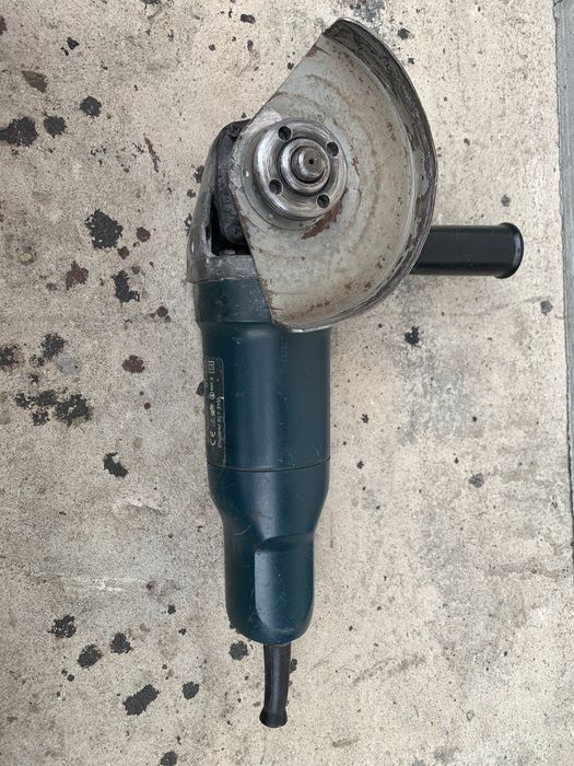 Szlifierka Black&decker AST6