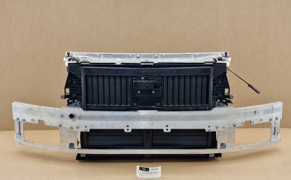 Панель радиаторов телевизор Mercedes GLC W253 W254 USA EU Разборка