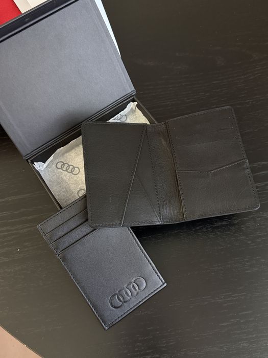 Мерч  від Audi (2 кепки та картхолдери)