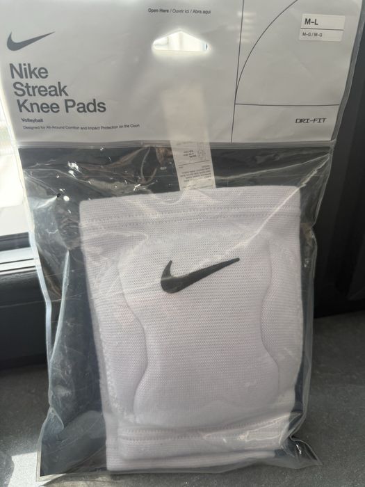 Nike Streak Volleyball Knee Pads  M/L