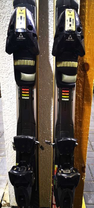 Narty Fischer Progressor 9+ dł.165 cm z wiązaniem