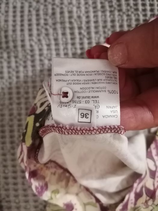 Camisola t-shirt  com botões